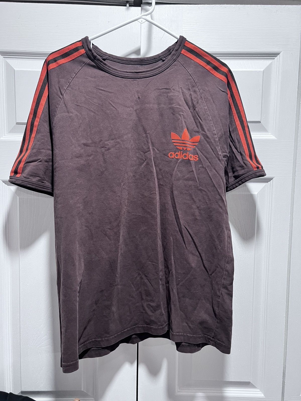 Adidas Vintage brown Adidas three stripe tee Size US XL / EU 56 / 4 - 1 Thumbnail