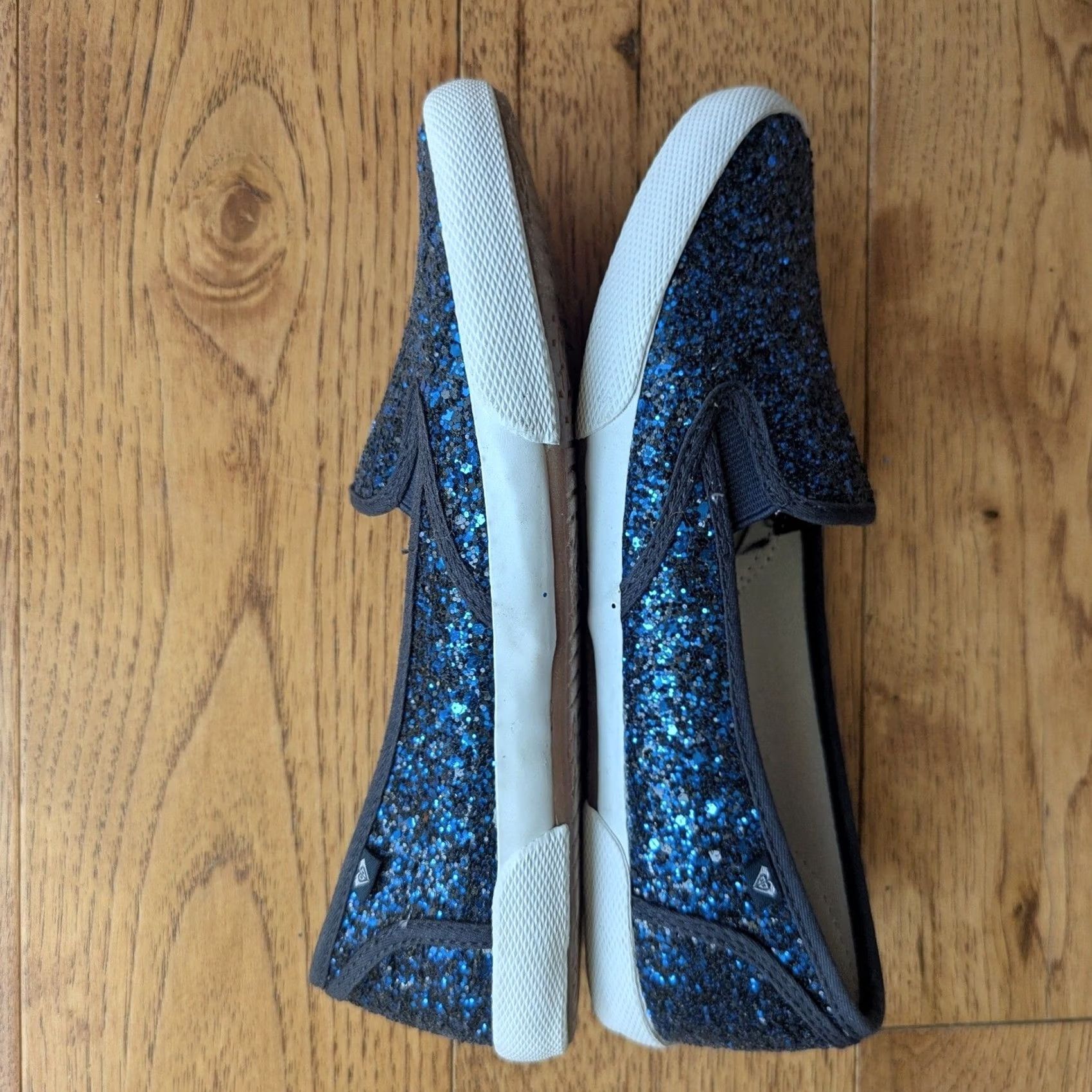 Vintage Roxy Drifter Sneaker Blue Glitter Slip On Womens 7.5 Mermaidcore Glitter Logo Cushioned Comfort Casual Beach Walking Size US 8 / IT 38 - 6 Thumbnail