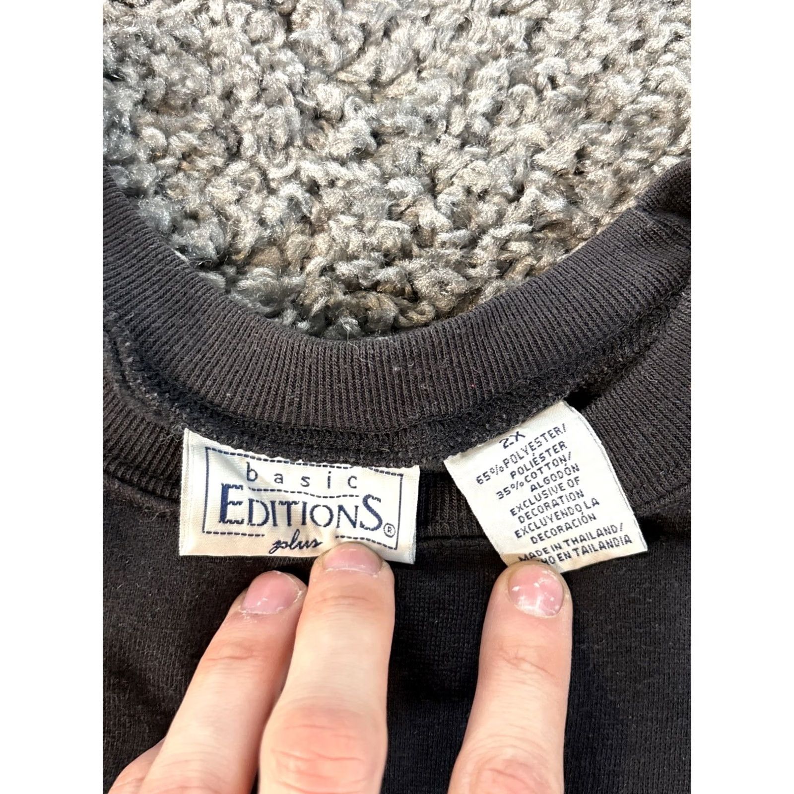 Basic Editions VINTAGE Basic Editions Sweatshirt Womens 2X Black 90s Halloween Pumpkin Pullover Crew Neck Activewear Mens Womens Girls Boys Size XXL / US 16-18 / IT 52-54 - 4 Thumbnail