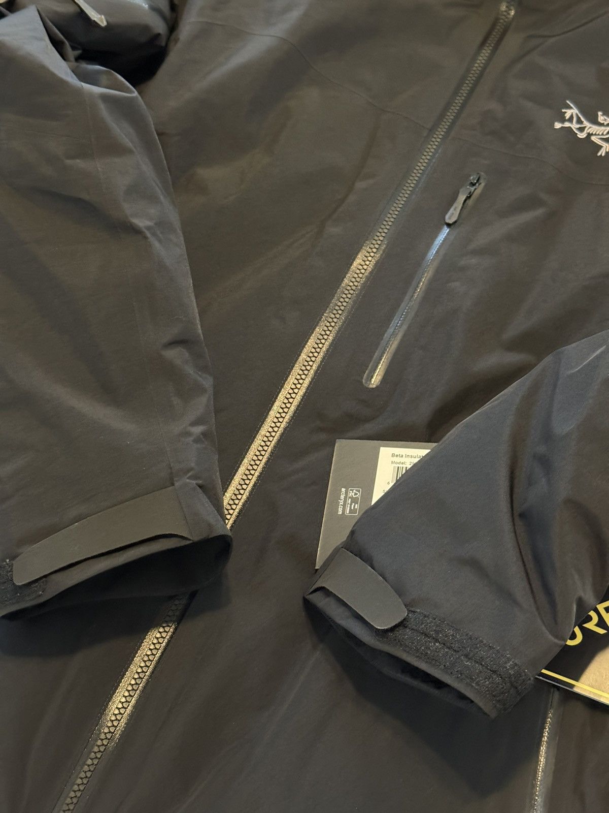 Arc'teryx Beta Insulated Jacket Size US XL / EU 56 / 4 - 8 Thumbnail