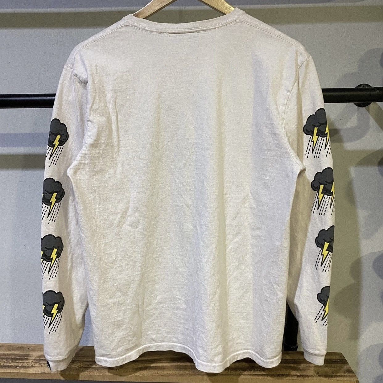 Bounty Hunter 2000s Bounty hunter Rainy Thunder Side tape longsleeve shirt Size US M / EU 48-50 / 2 - 2 Thumbnail