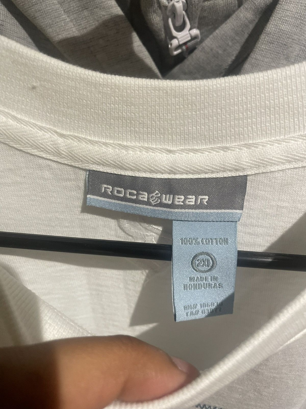 Rocawear Vintage Rocawear white/powder blue Tee Size US XXL / EU 58 / 5 - 3 Thumbnail
