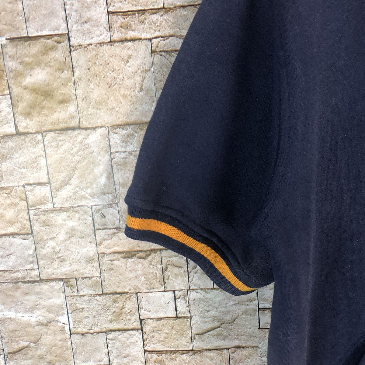 Vans Vans Dark Blue shirt #A180 Size US M / EU 48-50 / 2 - 7 Thumbnail