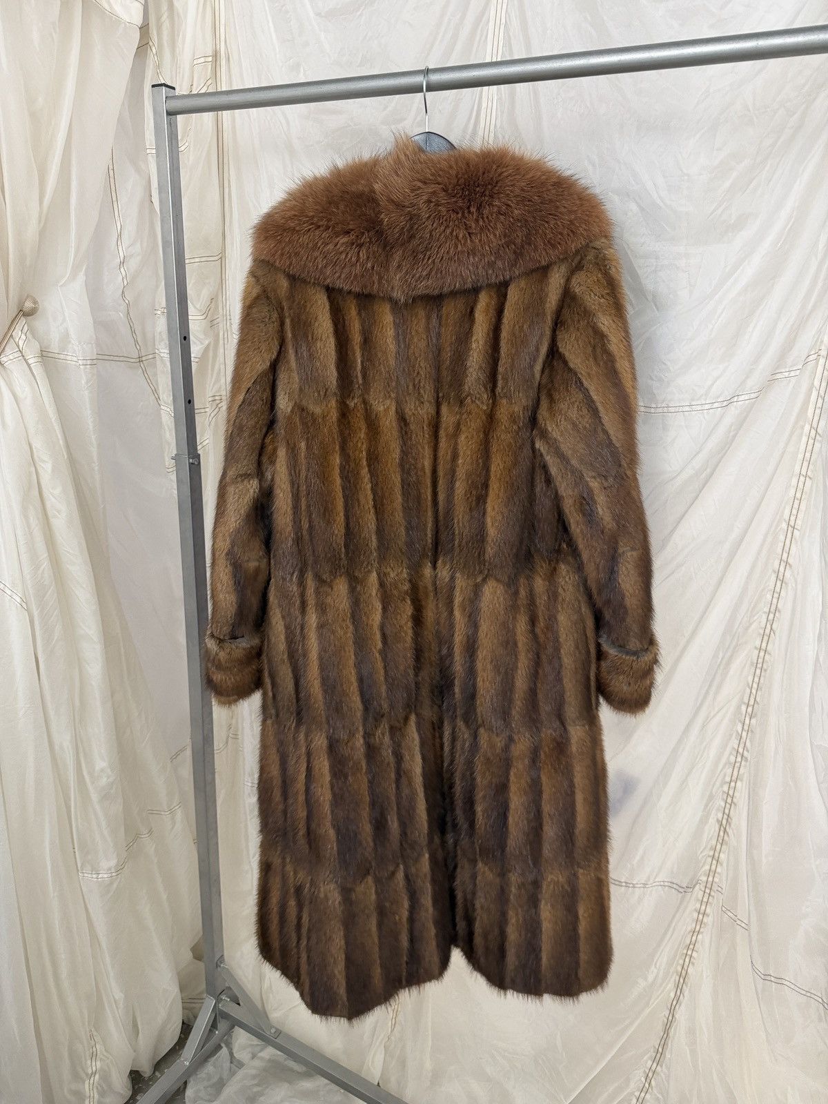 Vintage vintage luxury fur coat Size M / US 6-8 / IT 42-44 - 12 Thumbnail