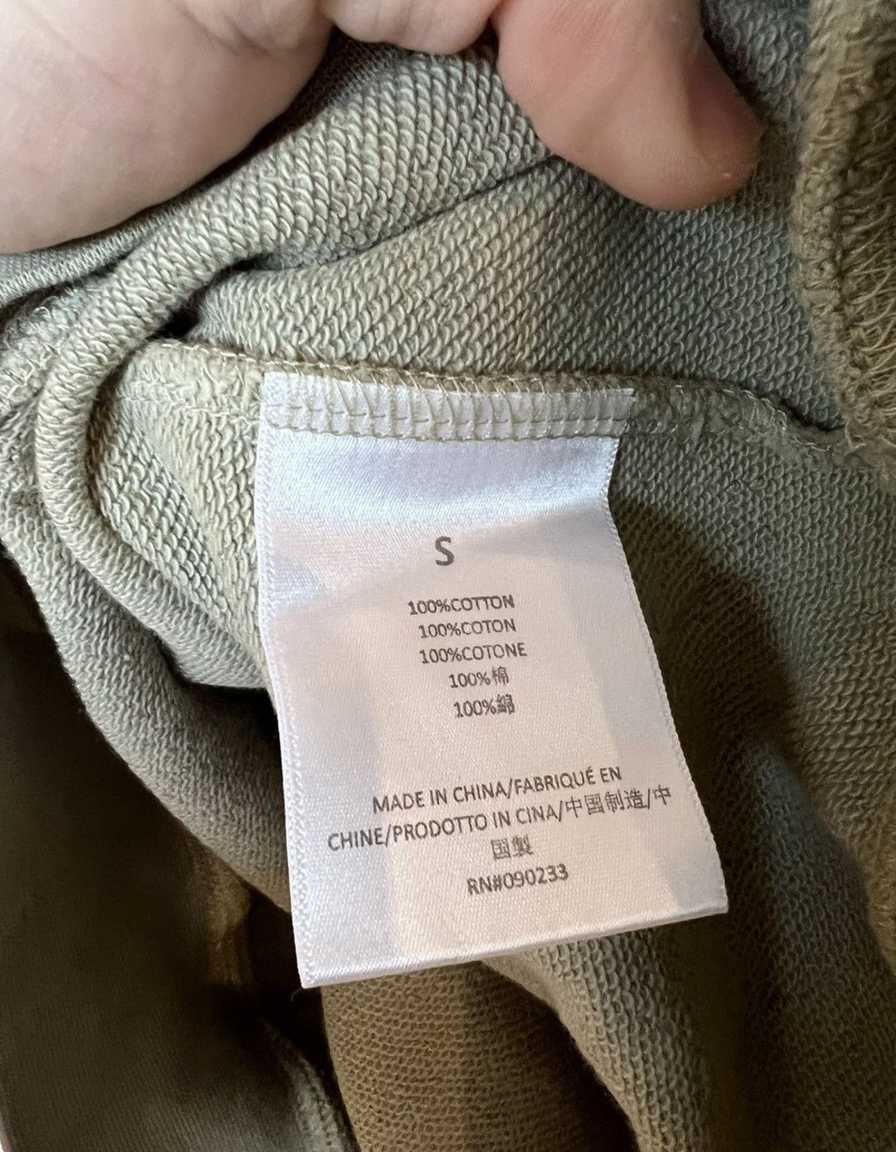Essentials Green Essentials Polo/Hoodie Size US S / EU 44-46 / 1 - 4 Thumbnail
