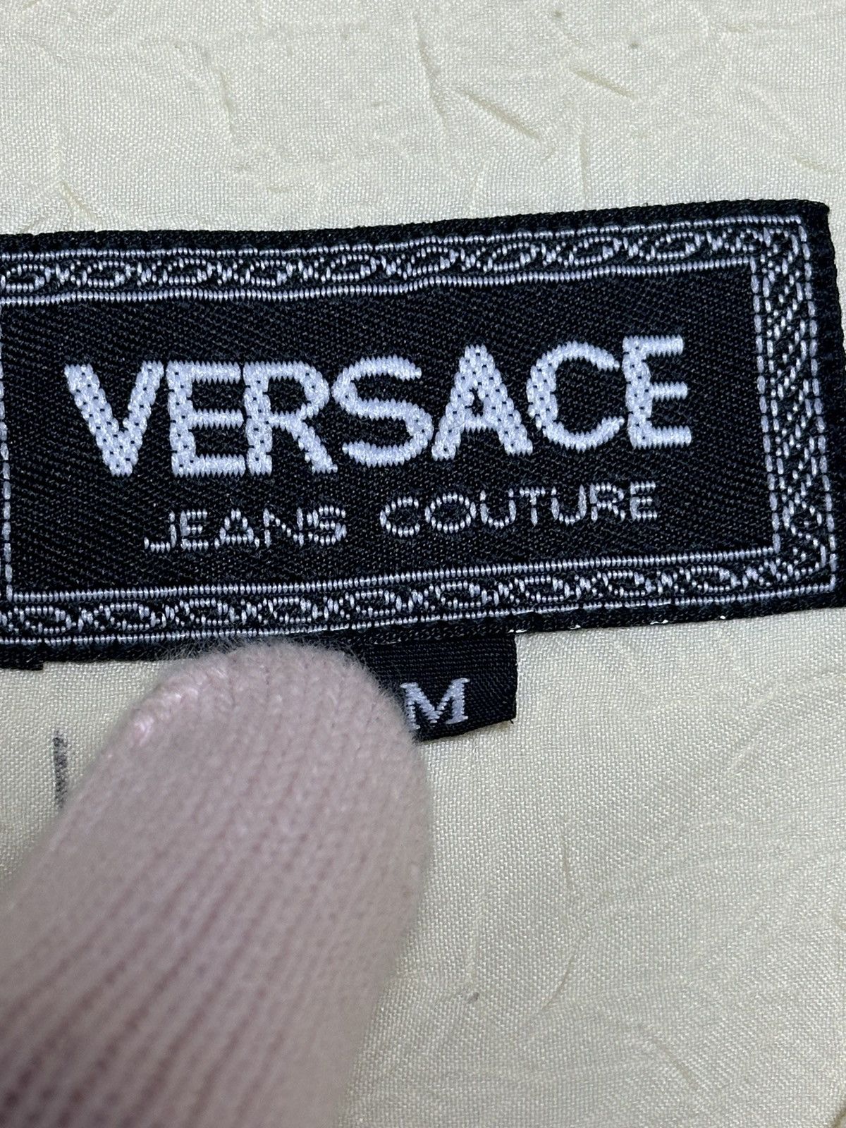 Versace × Versace Jeans Couture × Vintage Vintage Versace Jeans Couture Shirt Size US M / EU 48-50 / 2 - 9 Thumbnail