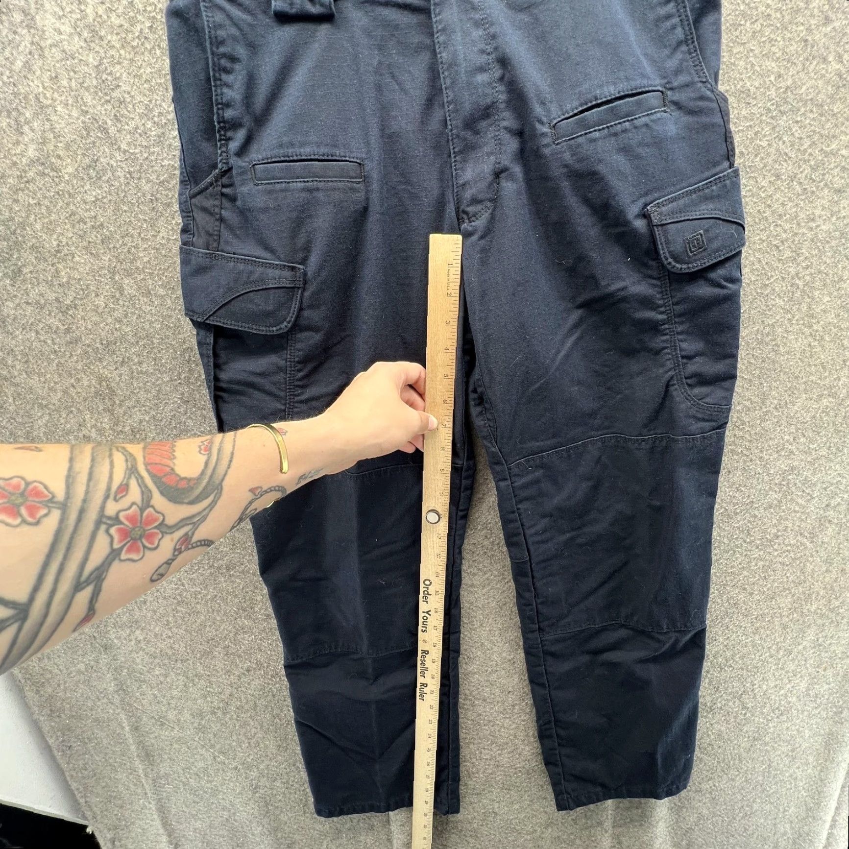 Vintage 5.11 Tactical Pants Mens 30x30 Blue Cargo Canvas Relaxed Fit Workwear Outdoor Pants Mens Blue Cargo Pocket Activated for Utility Size US 30 / EU 46 - 5 Thumbnail
