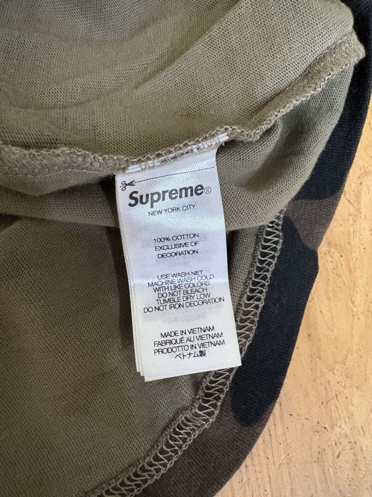 Supreme Supreme Capital S/S Top Woodland Camo Tee Size US M / EU 48-50 / 2 - 4 Thumbnail