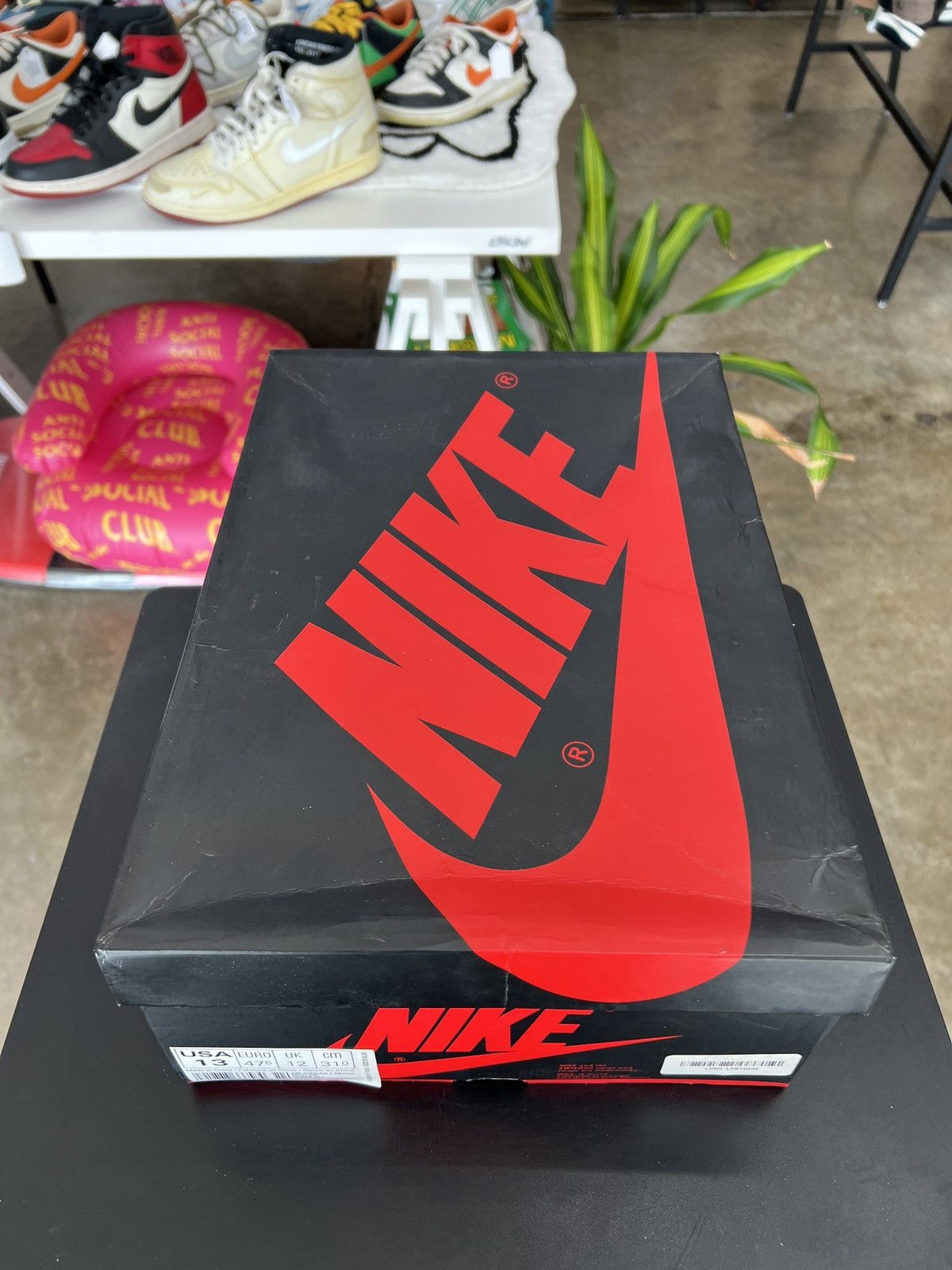 Jordan Brand × Nike Air Jordan 1 Court Purple Sz. 13 (2018) Size US 13 / EU 46 - 12 Thumbnail