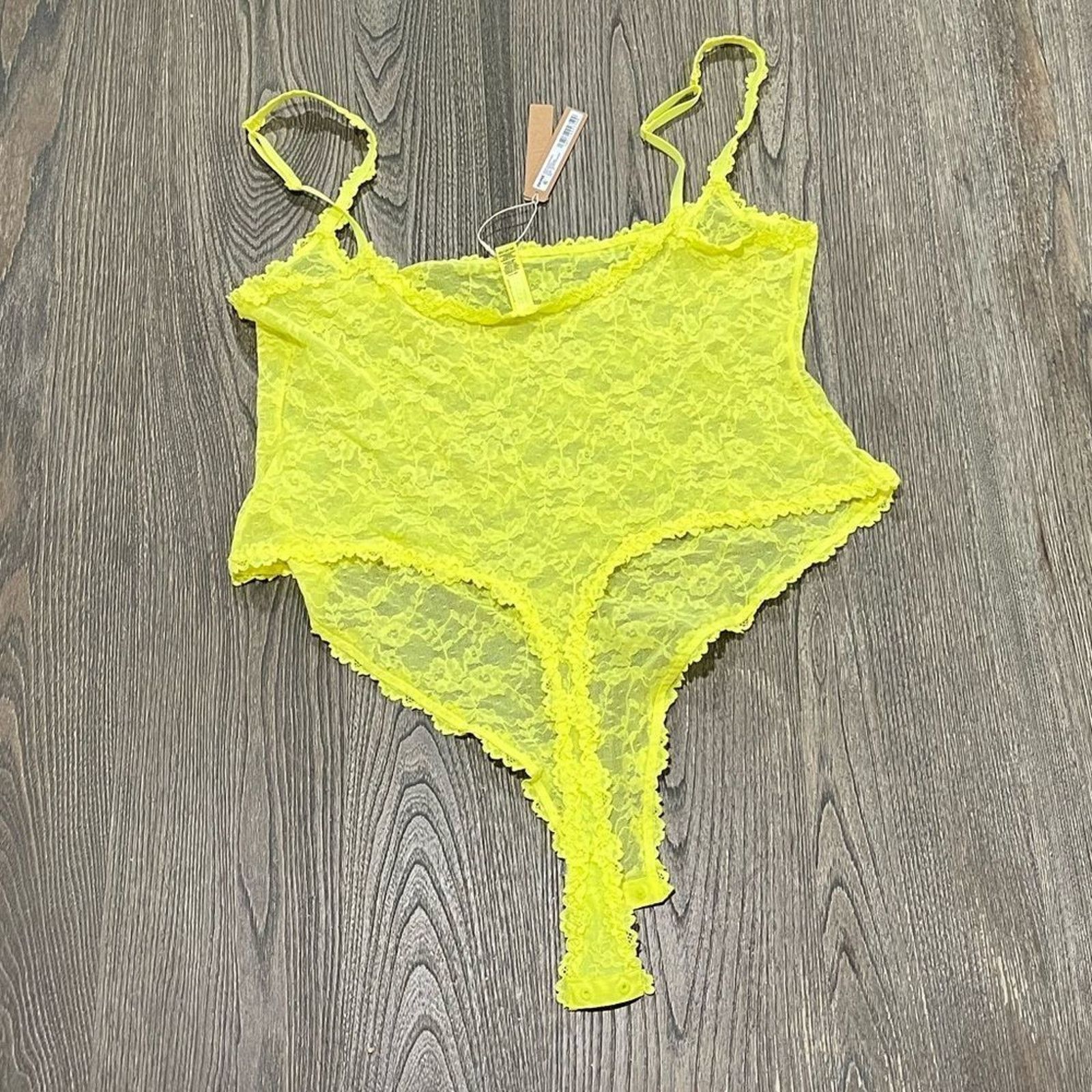 SKIMS NWT Skims Stretch Lace Bodysuit Yellow Highlighter 3X Size 3XL / US 20-22 - 5 Thumbnail
