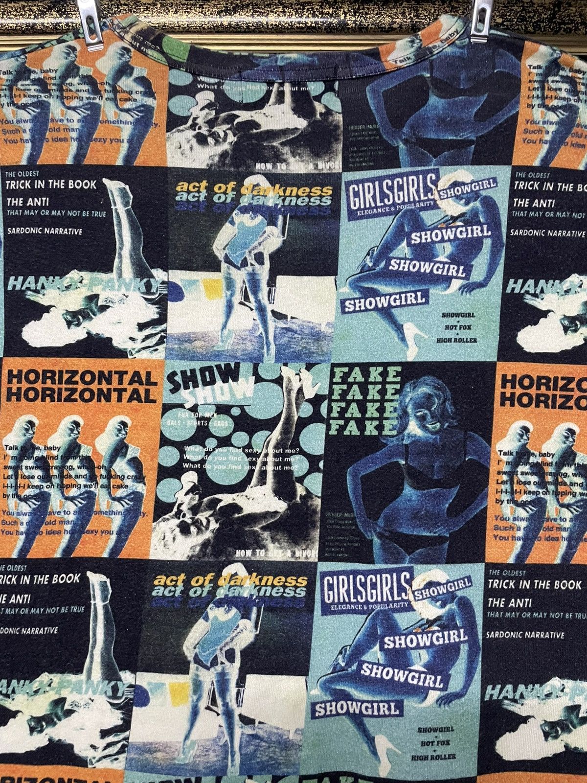 Japanese Brand Vintage Japan Designer Azul Fullprint Horizontal Girl Tee Size US S / EU 44-46 / 1 - 8 Thumbnail