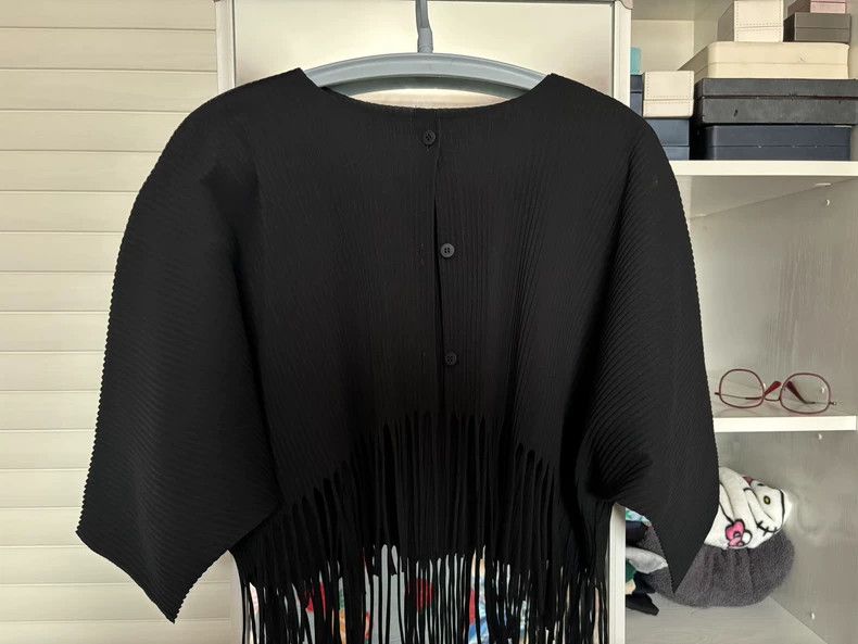 Issey Miyake Issey Miyake size:one size Black pleated tassel coat Size XS / US 0-2 / IT 36-38 - 1 Thumbnail