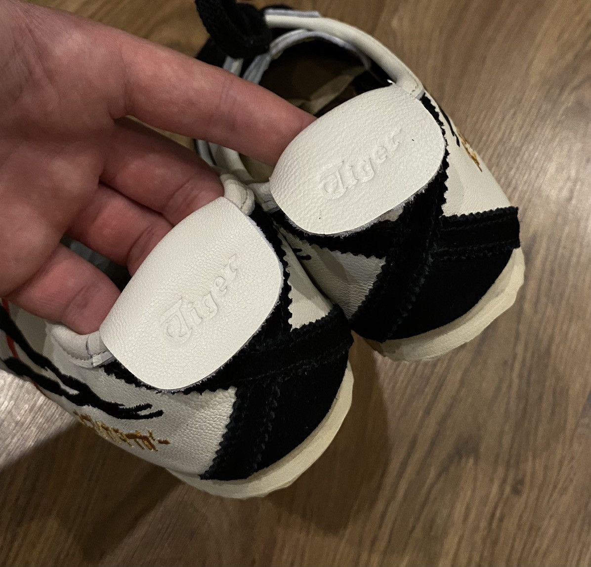 Onitsuka Tiger Onitsuka Tiger Nippon Mexico 66 Leather Made in Japan Size US 9 / EU 42 - 6 Thumbnail