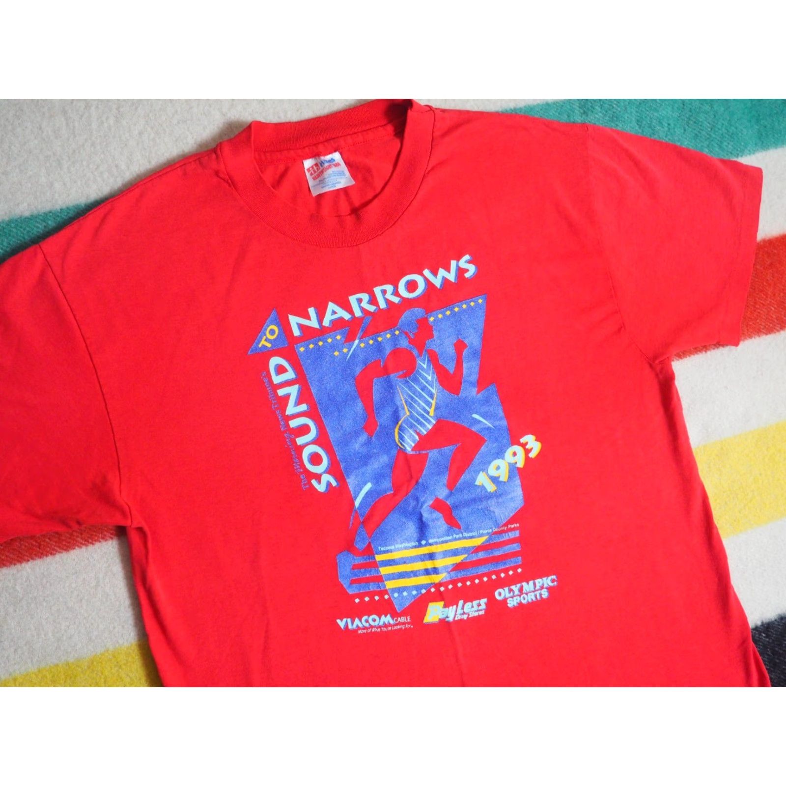 Hanes VTG Hanes 90s Tee Red T-Shirt L Mens Short Sleeve Graphic Logo Shirt USA Marathon Run Narrows Tacoma WA 1993 Cotton Size US L / EU 52-54 / 3 - 2 Thumbnail