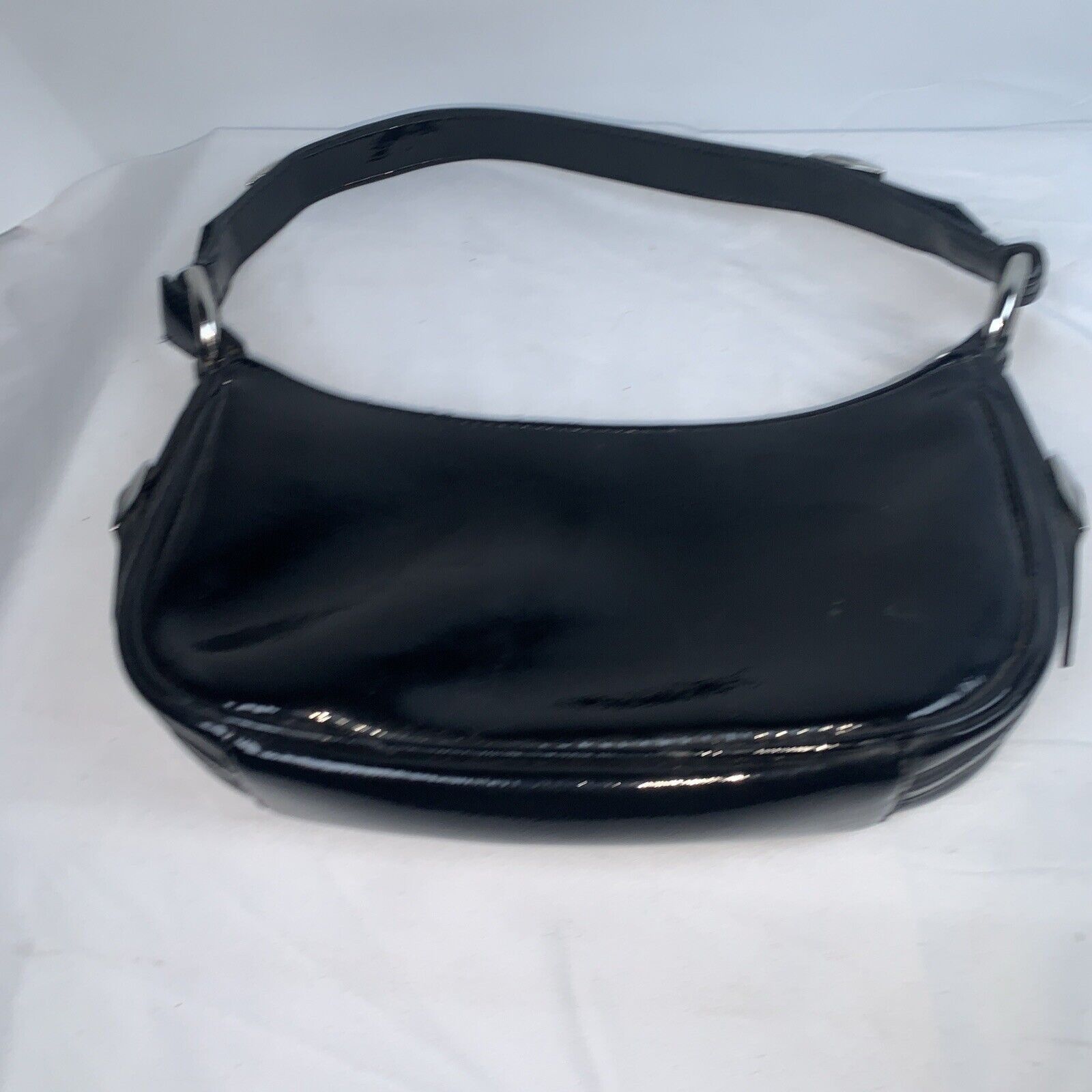 Vintage BCBG Paris Patent Leather Purse Clutch Handbag Large O Rings Size ONE SIZE - 4 Thumbnail