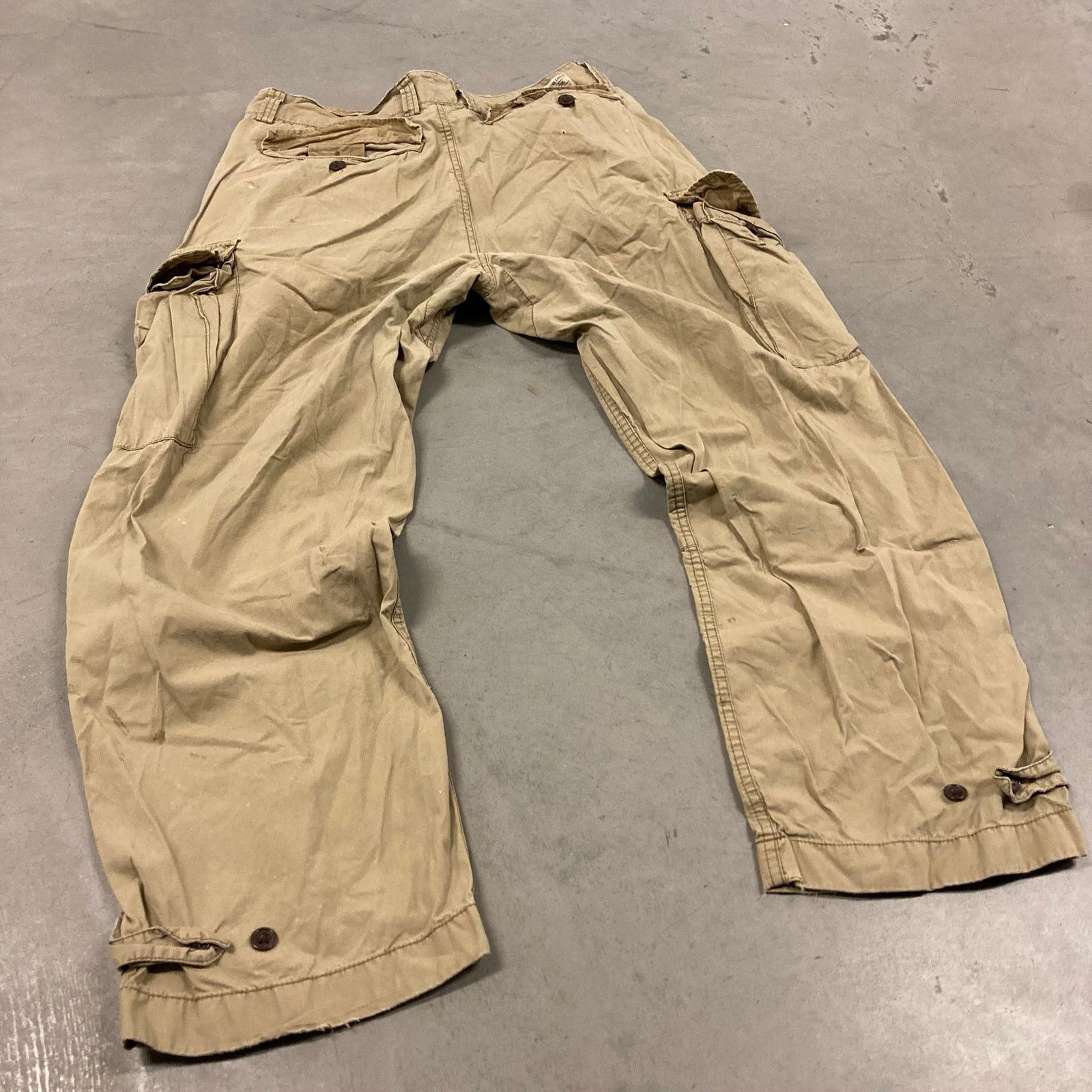 American Eagle Outfitters × Vintage vintage y2k distressed American eagle cargo pants 31x30 Size US 31 - 2 Thumbnail