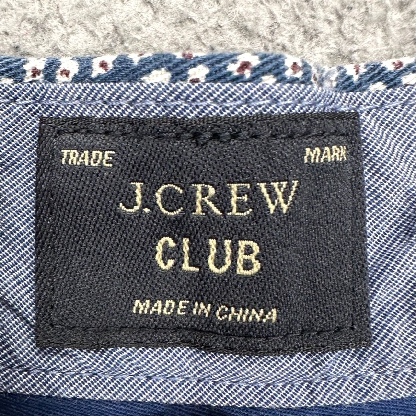 Vintage J Crew Club Mens Khakis Shorts 34X10.5 Blue Floral Casual Flat Front Pockets Men Sized 34, Inseam 10.5, Regular Fit, Cotton, Vintage No, Preppy Theme Size US 34 / EU 50 - 3 Thumbnail