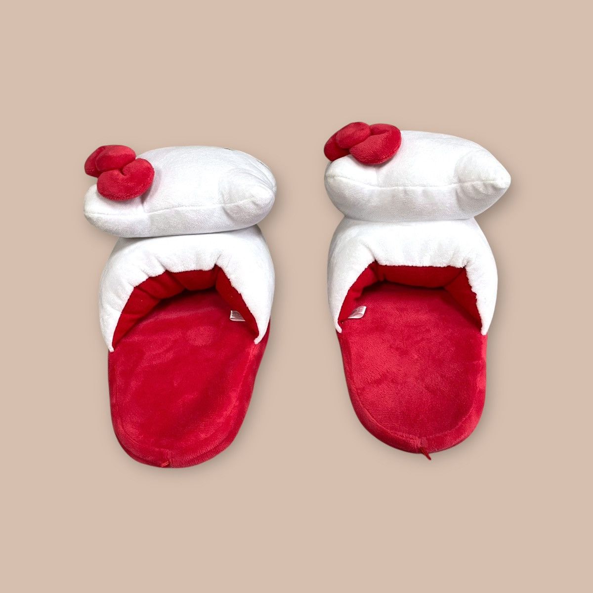 Anime 2018 Hello Kitty Bighead Slippers Size US 7.5 / EU 40-41 - 4 Thumbnail