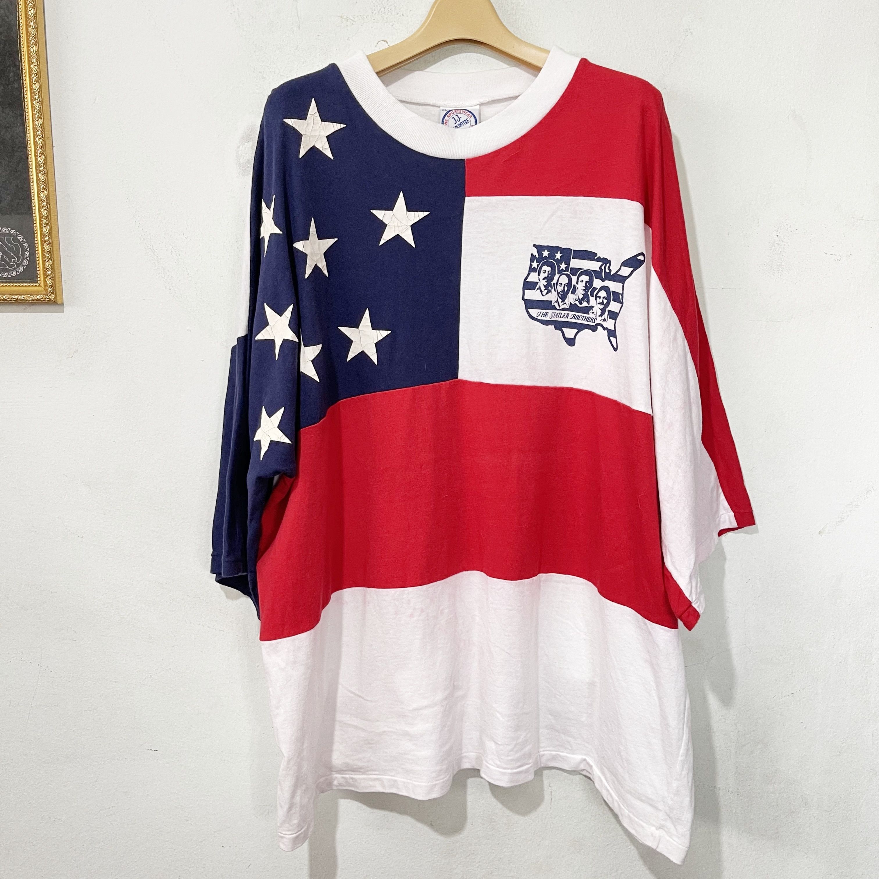 Vintage Vintage 90s The Statler Brothers USA Flag T-Shirt Size US XXL / EU 58 / 5 - 1 Thumbnail