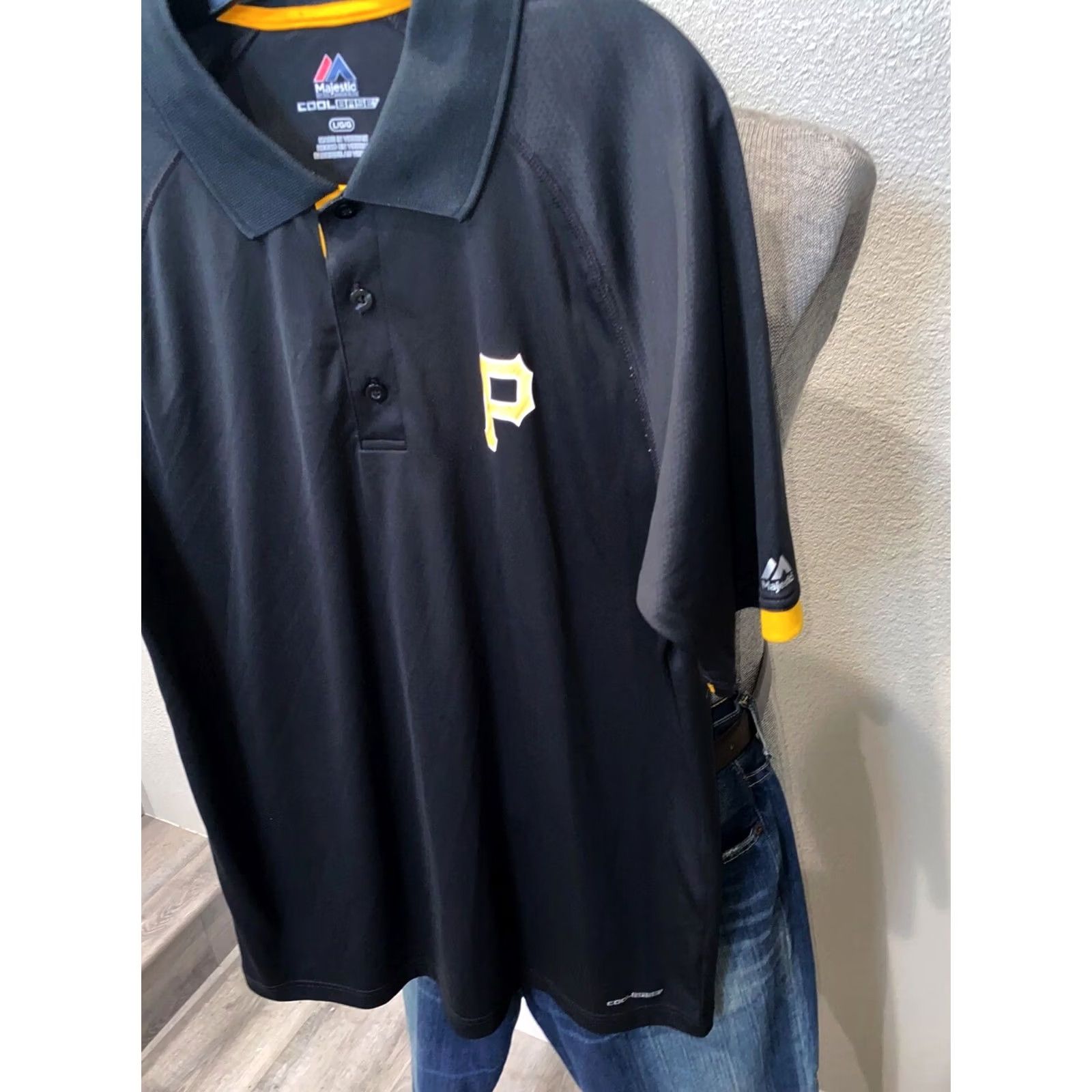 Vintage Majestic Pirates Baseball Polo Shirt L Mens Sharp Polo Shirt Large L Mens Baseball Majestic Pirates Polo Shirt L Sharp Shirt Size US L / EU 52-54 / 3 - 4 Thumbnail