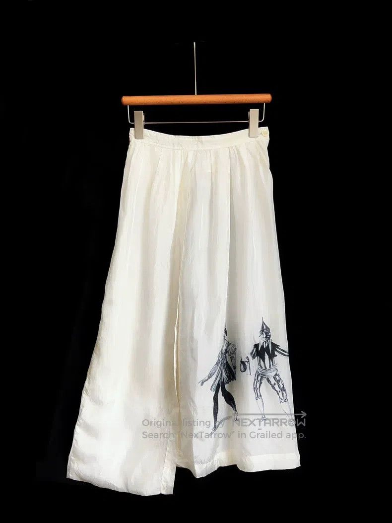 Comme Des Garcons size M Portrait printed satin skirt