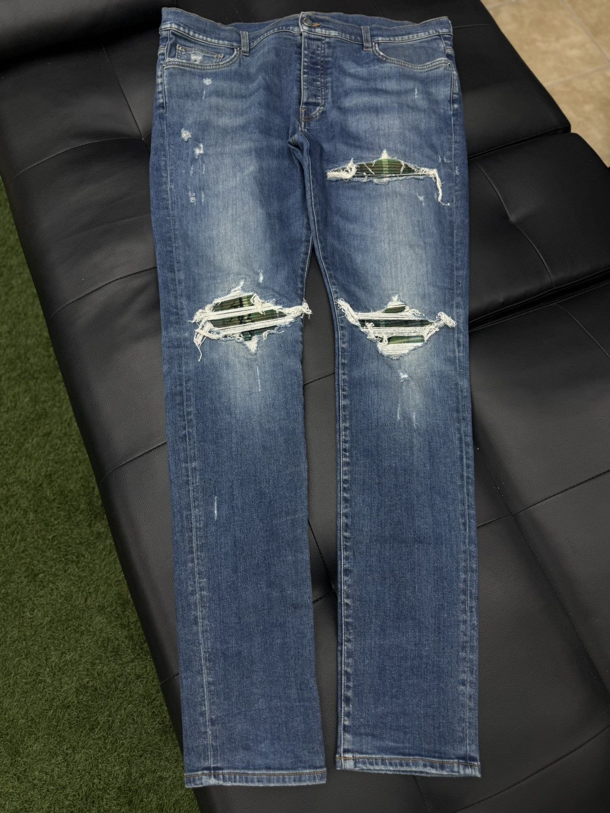 Amiri Amiri MX1 Jeans Blue Green Patch Size 38 Pre Owned 🧼 Size US 38 / EU 54 - 1 Thumbnail