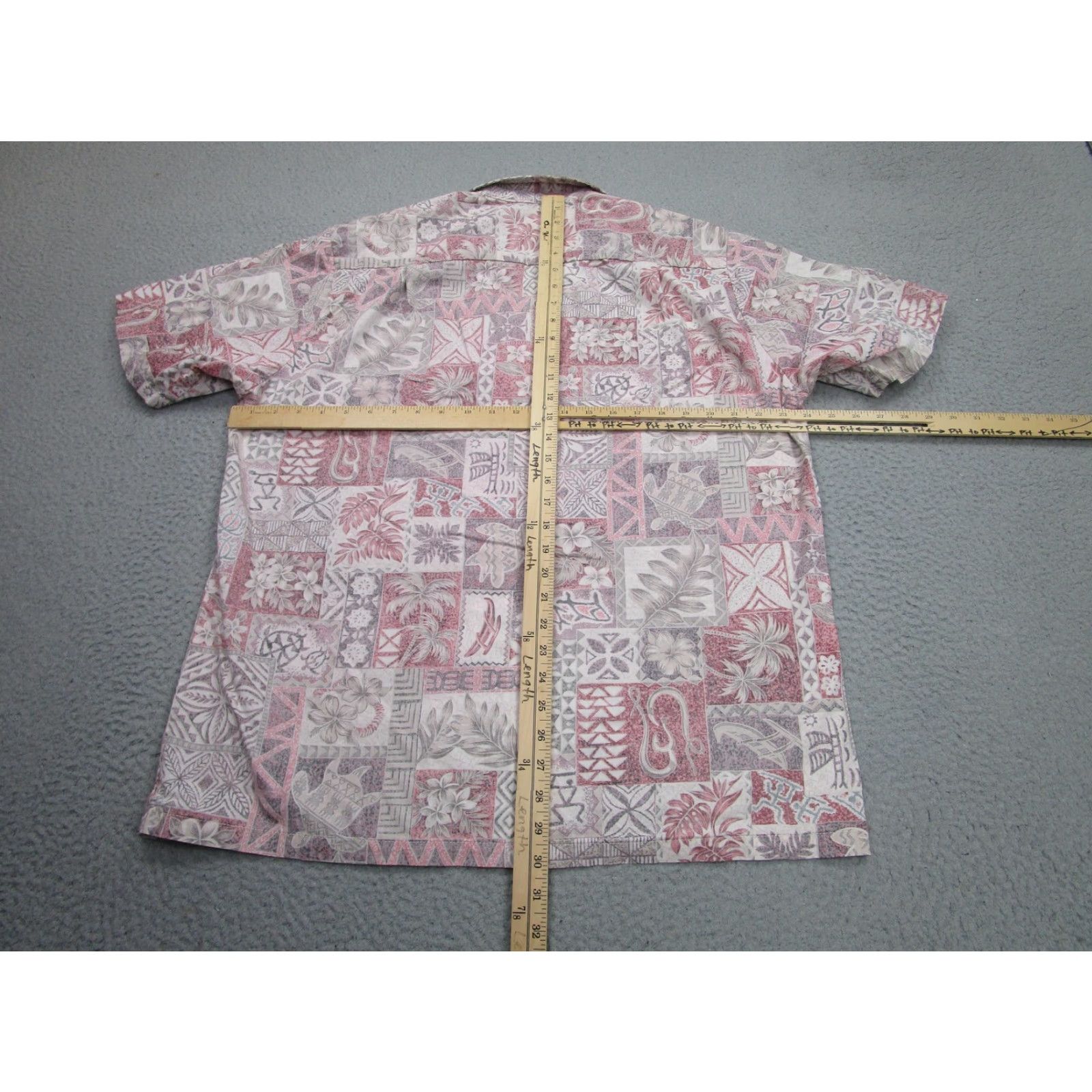 Vintage RJC Hawaiian Shirt Mens Large red Aloha Button Front 100% Cotton Made In USA Size US L / EU 52-54 / 3 - 7 Thumbnail