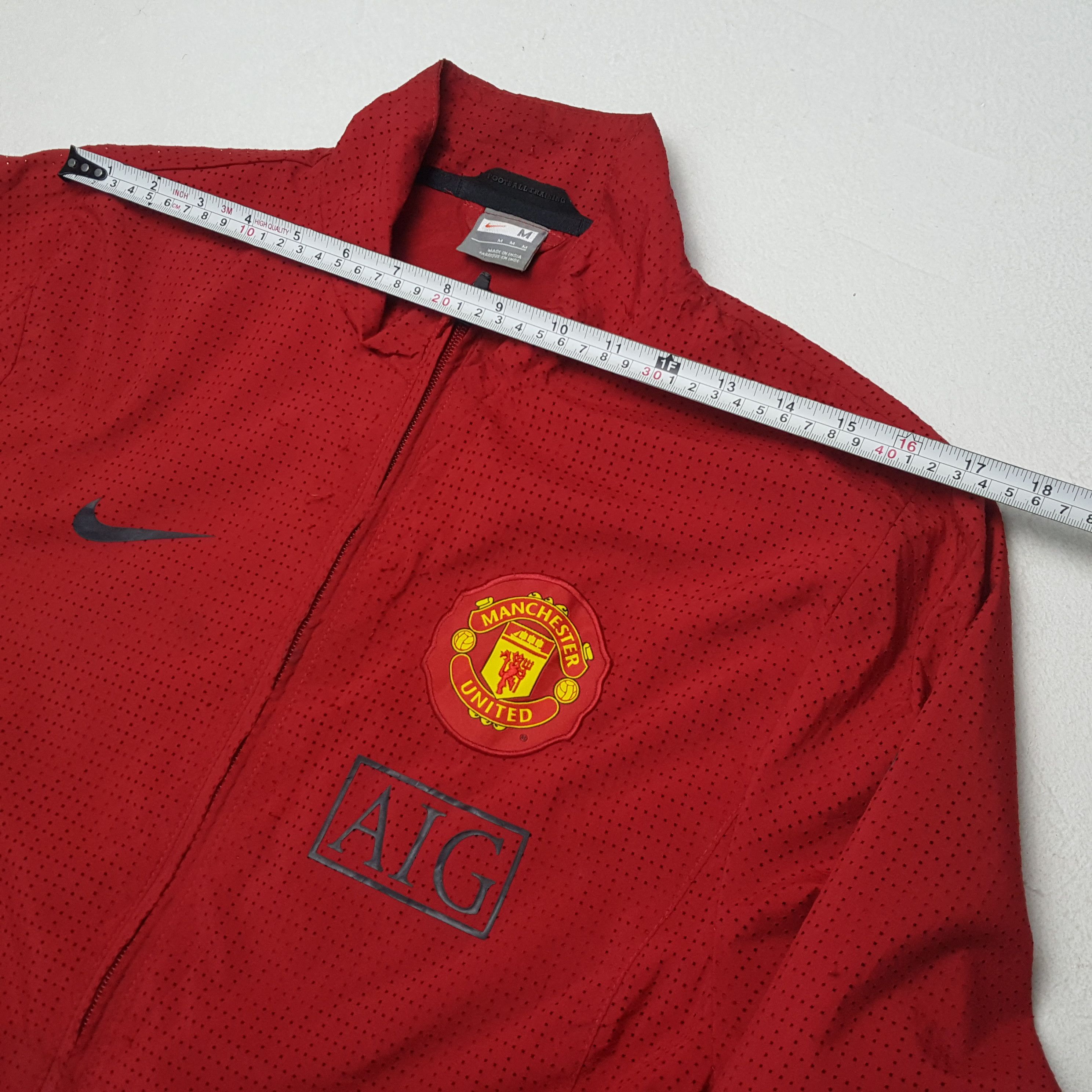 Nike × Vintage NIKE MANCHESTER UNITED AIG Football Team Sportswear Jacket Size US S / EU 44-46 / 1 - 9 Thumbnail