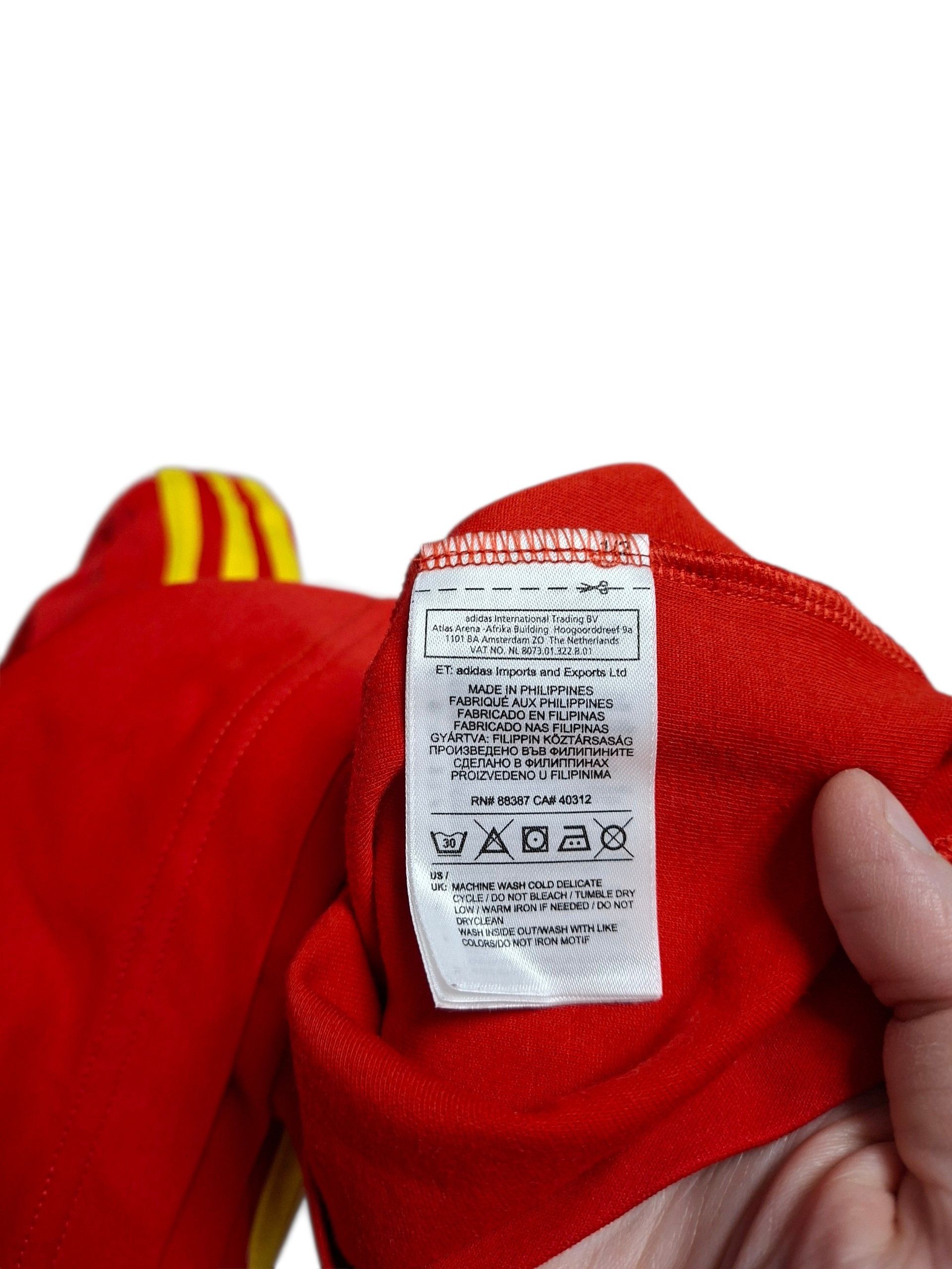 Adidas SPAIN ADIDAS VINTAGE SOCCER JERSEY TEE Size US L / EU 52-54 / 3 - 7 Thumbnail