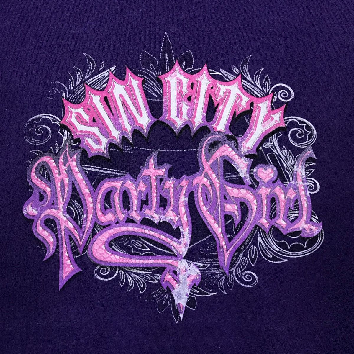 Jerzees Vintage Jerzees Sin City Party Girl Pullover Jumper Size US XXL / EU 58 / 5 - 3 Thumbnail