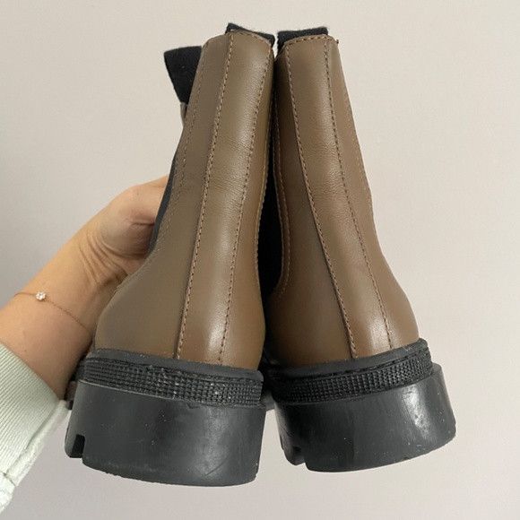 Loewe Loewe Khaki Rubber-Trimmed Leather Chelsea Boots - 5 🇪🇸 Size US 5 / IT 35 - 9 Thumbnail