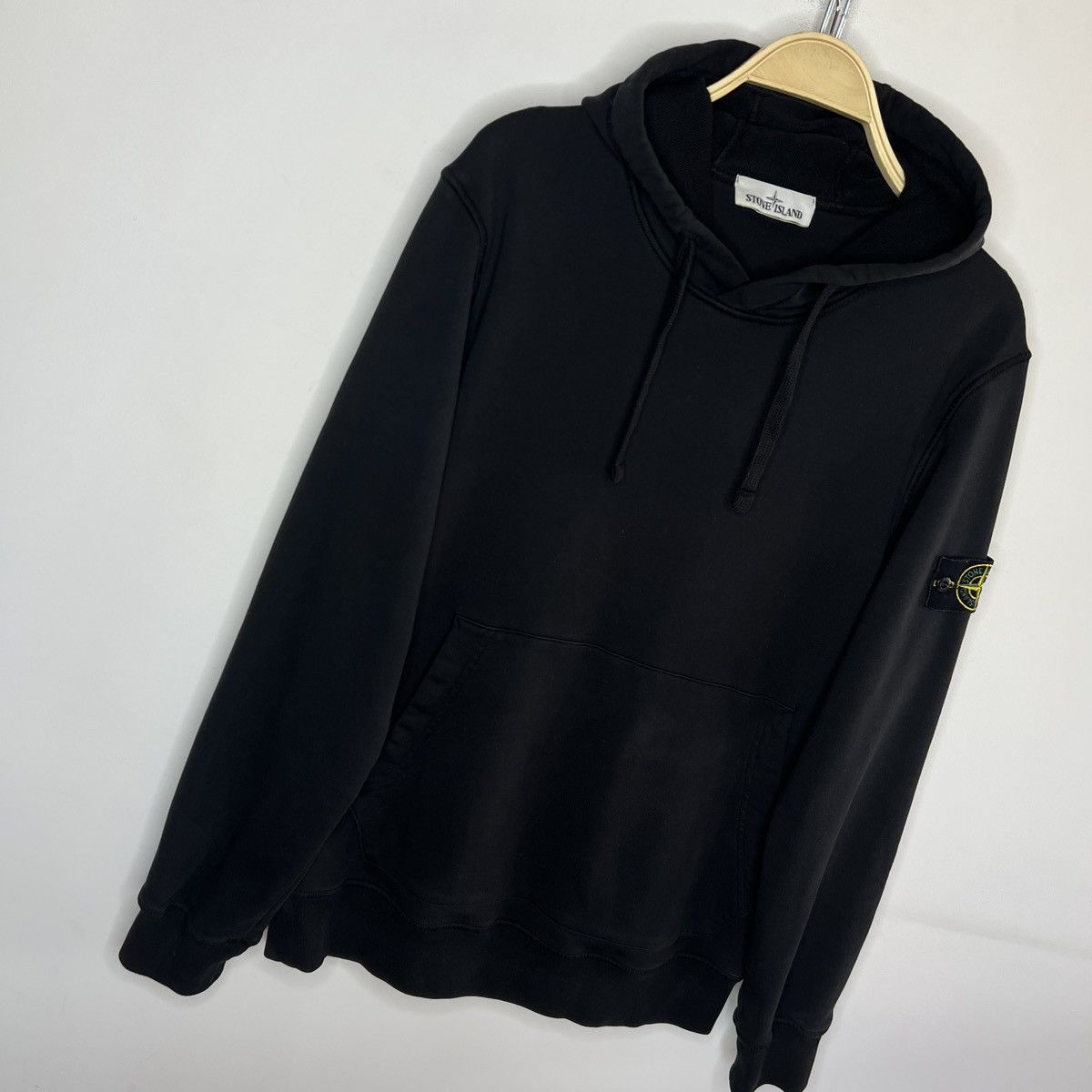 Stone Island Stone Island Hoodie Sweatshirt Hooded Black Patch Logo Size US L / EU 52-54 / 3 - 3 Thumbnail