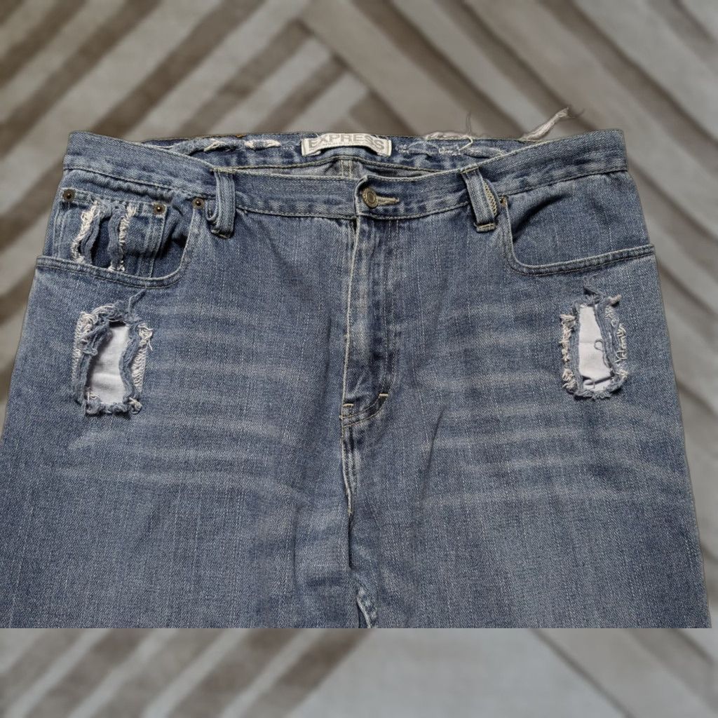 Express EXPRESS QUINCE 36X30 Distressed Denim Blue Jeans Shirt? Lounge? Size US 36 / EU 52 - 1 Thumbnail