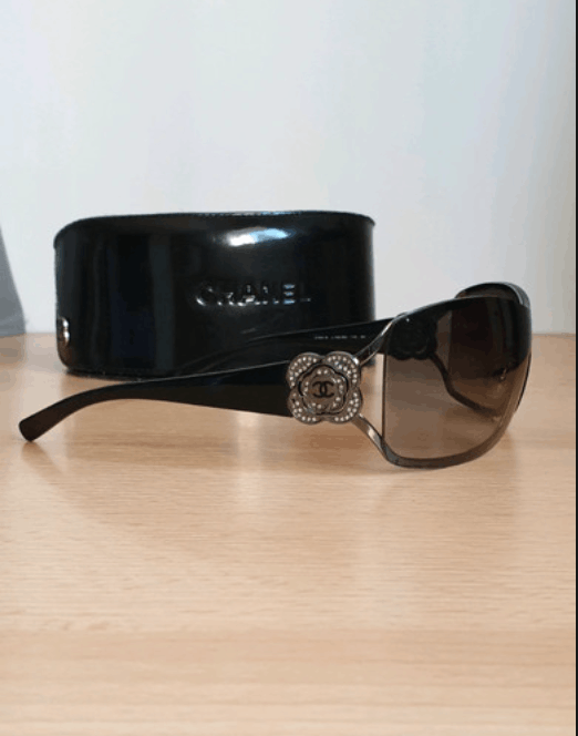Chanel CHANEL SUNGLASSES 4164 LOGO CC Wrap Metal Vintage Iconic Size ONE SIZE - 1 Thumbnail