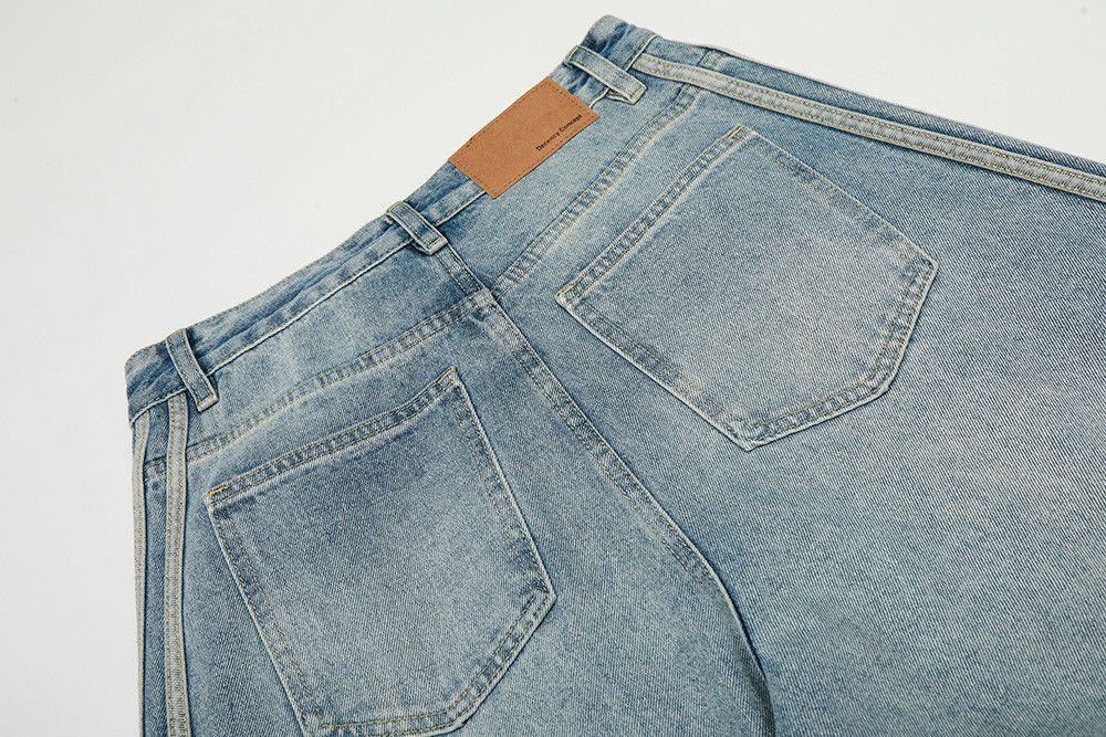 Vintage Men's Retro Loose-Fit Casual Clean Fit Curved-Leg Jeans Size US 32 / EU 48 - 3 Thumbnail