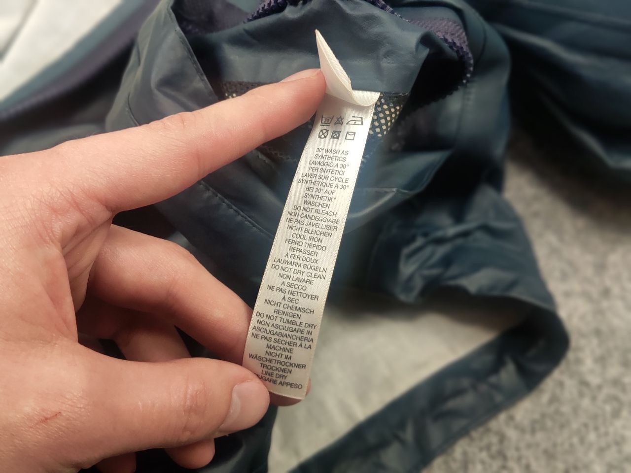 Paul Smith Paul Smith Vintage Navy blue windbreaker membrane pockets Size US XL / EU 56 / 4 - 20 Thumbnail