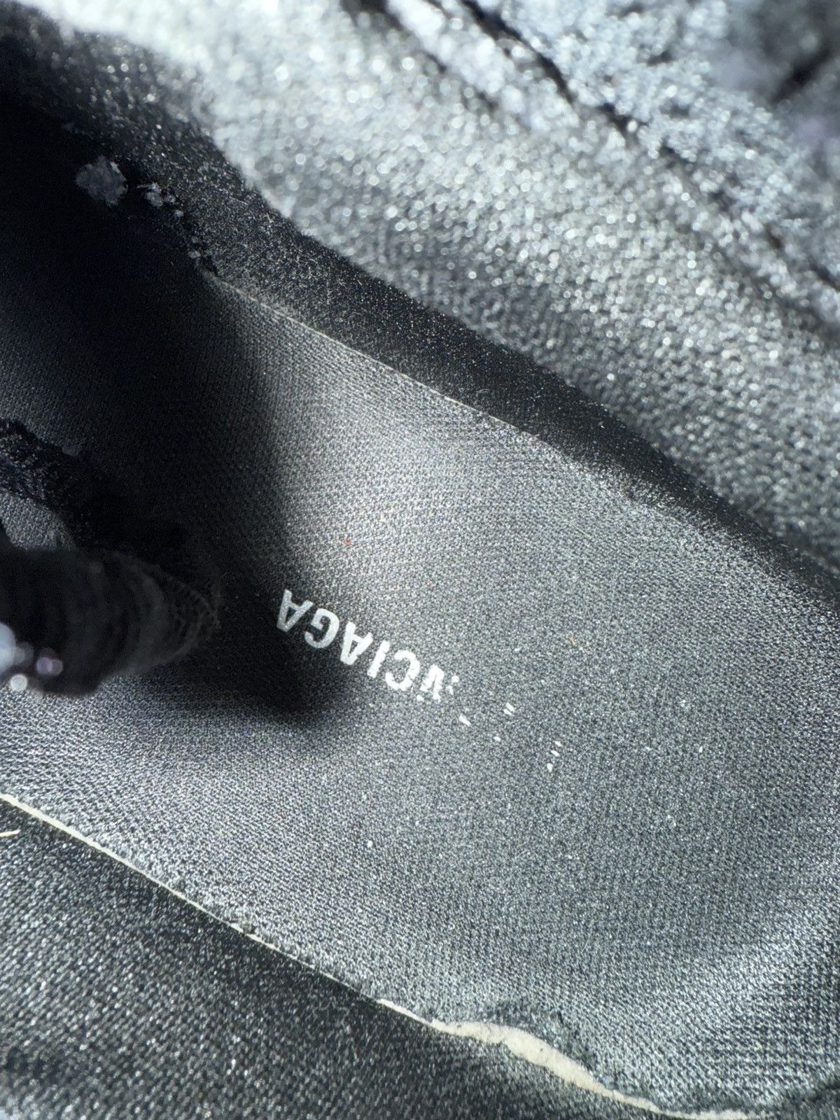 Balenciaga Balenciaga Triple Black Runner 41 Size US 8 / EU 41 - 10 Thumbnail
