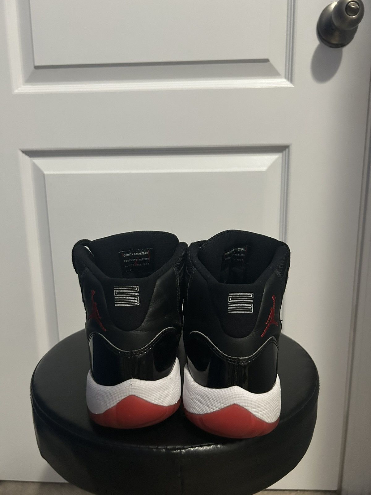 Jordan Brand × Nike Air Jordan 11 Bred Size US 7 / EU 40 - 7 Thumbnail