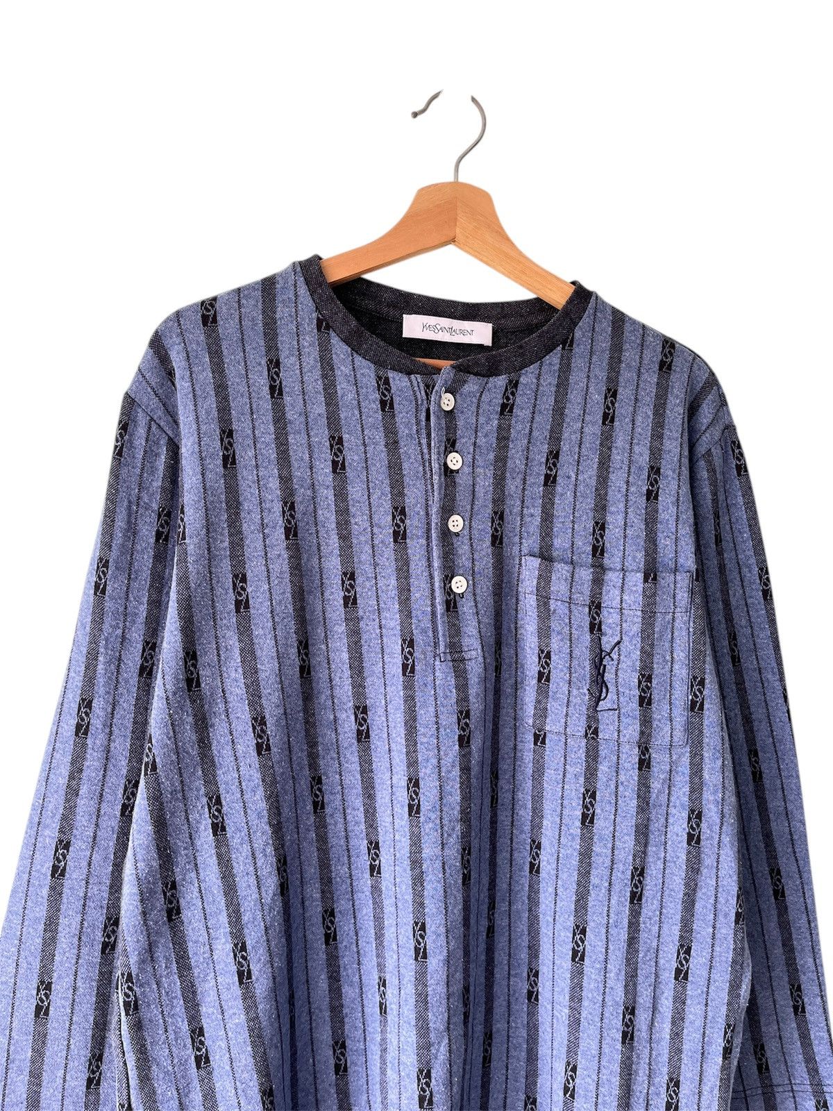 Yves Saint Laurent Yves Saint Laurent Monogram Button Size US L / EU 52-54 / 3 - 2 Thumbnail