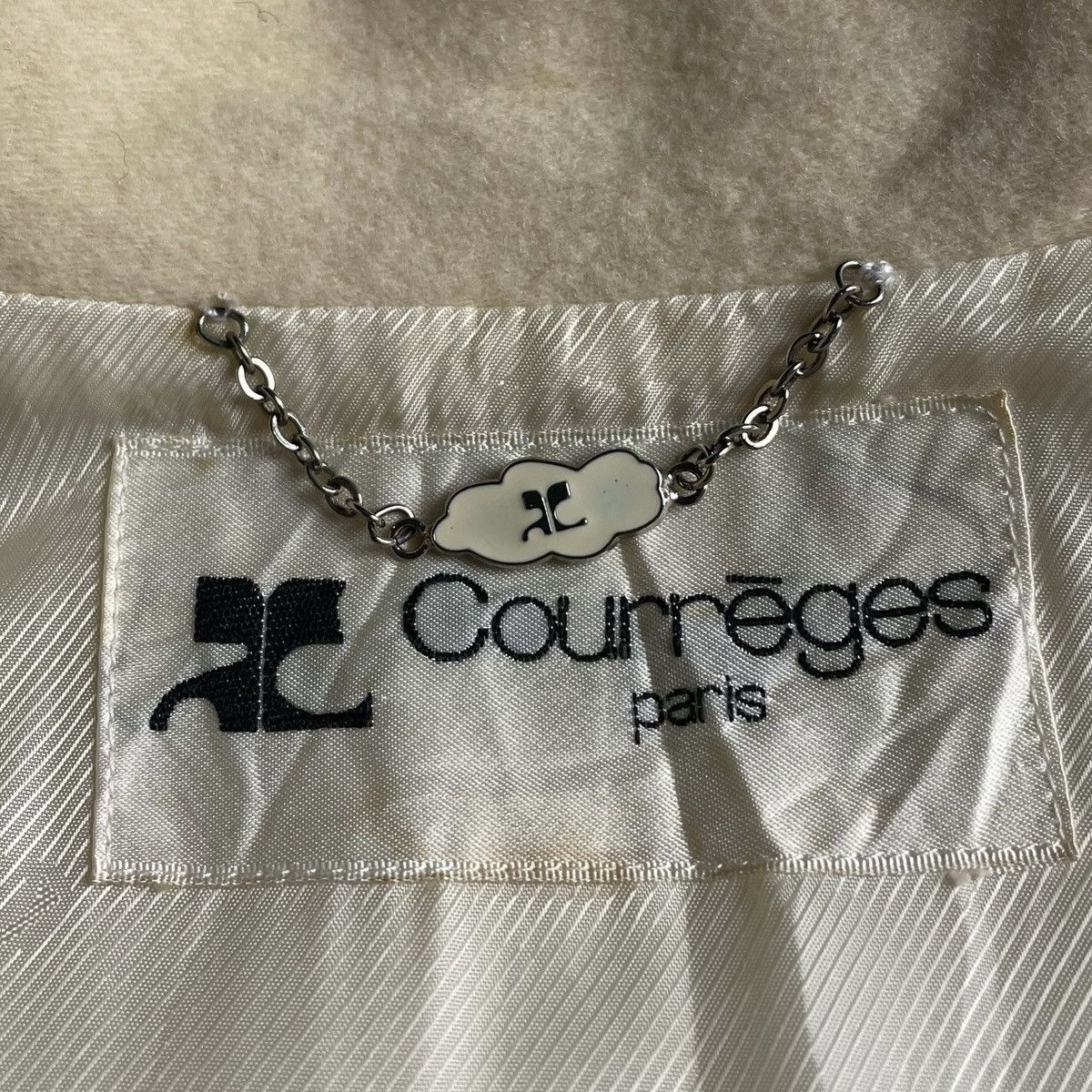 Courreges COURREGES PARIS TWO TONE 100% PURE NEW WOOL JACKET Size M / US 6-8 / IT 42-44 - 14 Thumbnail