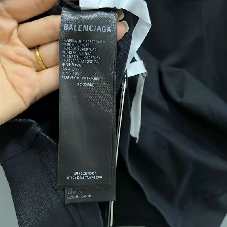 Balenciaga Balenciaga Black Back Logo Short Sleeve Size US S / EU 44-46 / 1 - 4 Thumbnail