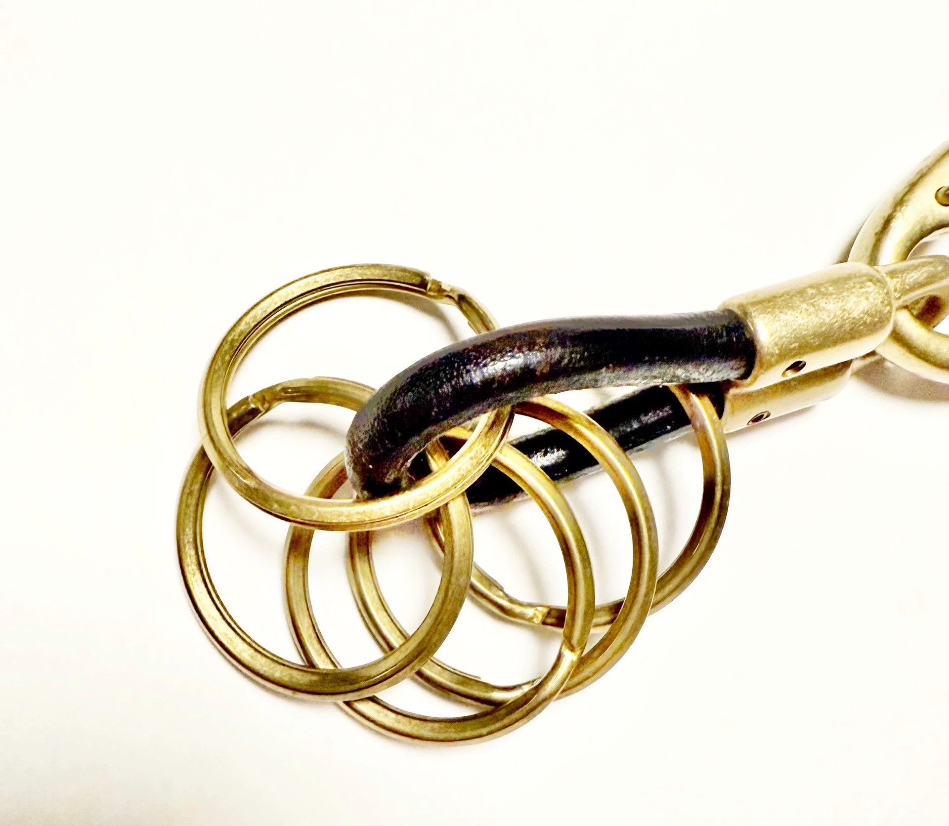 Yohji Yamamoto Yohji Yamamoto Pour Homme Brass Keychain Horween Leather 5 Size ONE SIZE - 5 Thumbnail