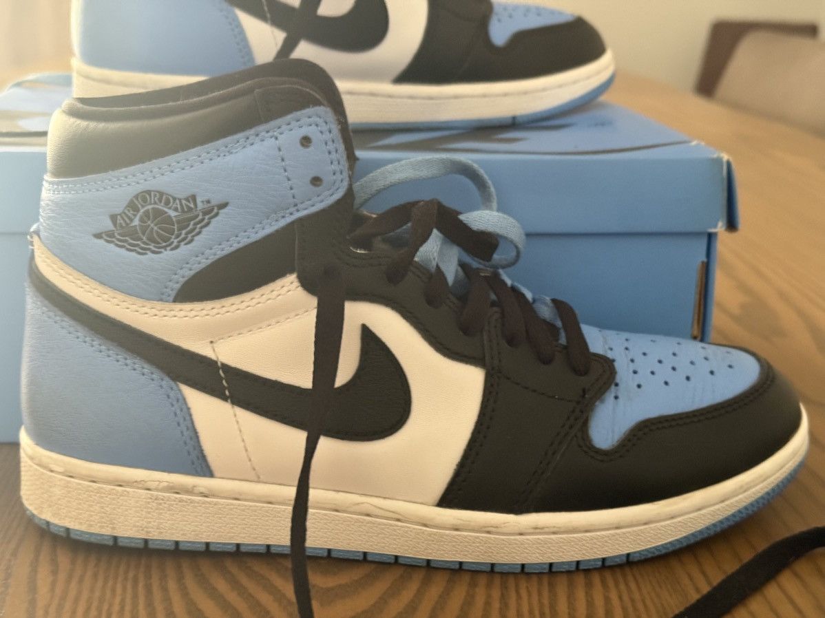 Jordan Brand Air Jordan 1 Retro High OG Unc Toe Size US 8 / EU 41 - 2 Thumbnail