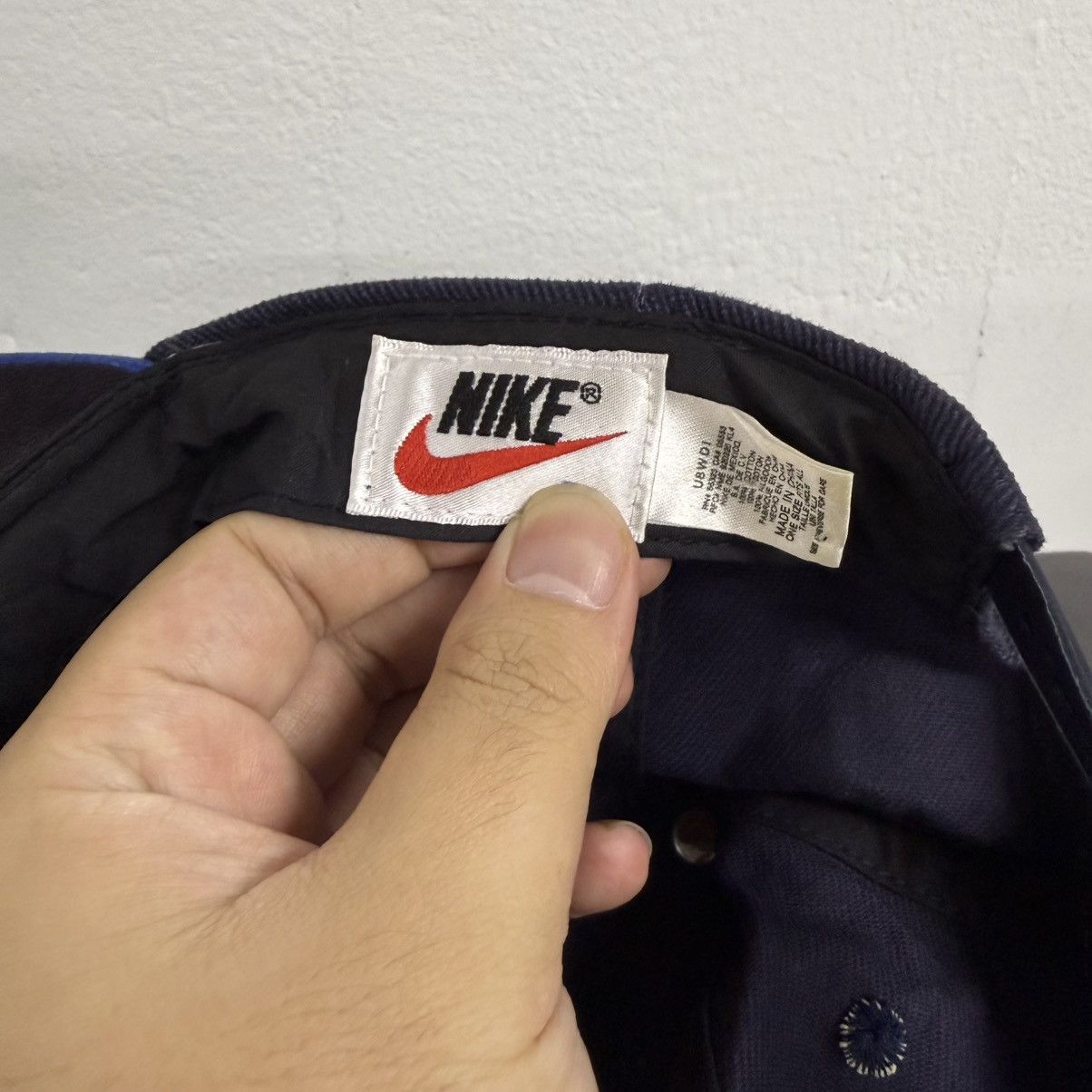 Nike Vintage Nike Air Two Tone Hat Size ONE SIZE - 4 Thumbnail