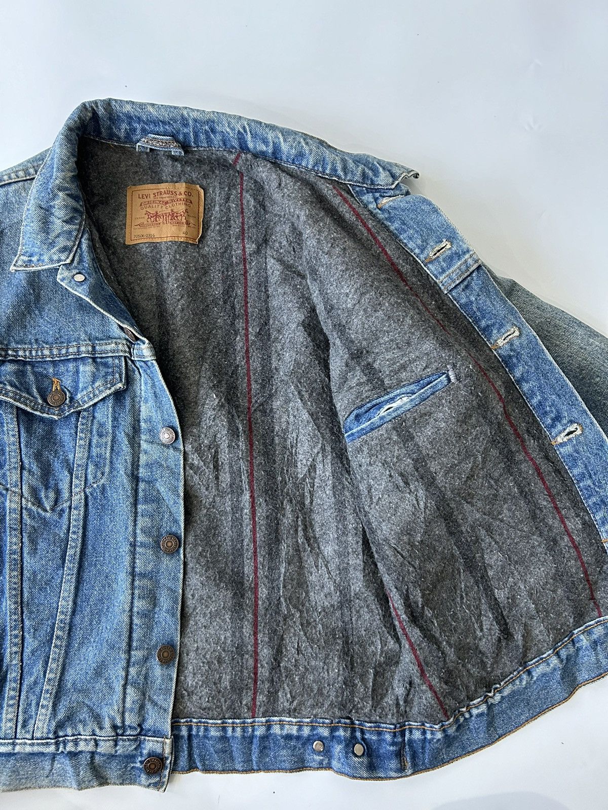 LVC × Levi's VINTAGE 90s LEVI’s BLANKET LINED DENIM TRUCKER JACKET Size US L / EU 52-54 / 3 - 7 Thumbnail
