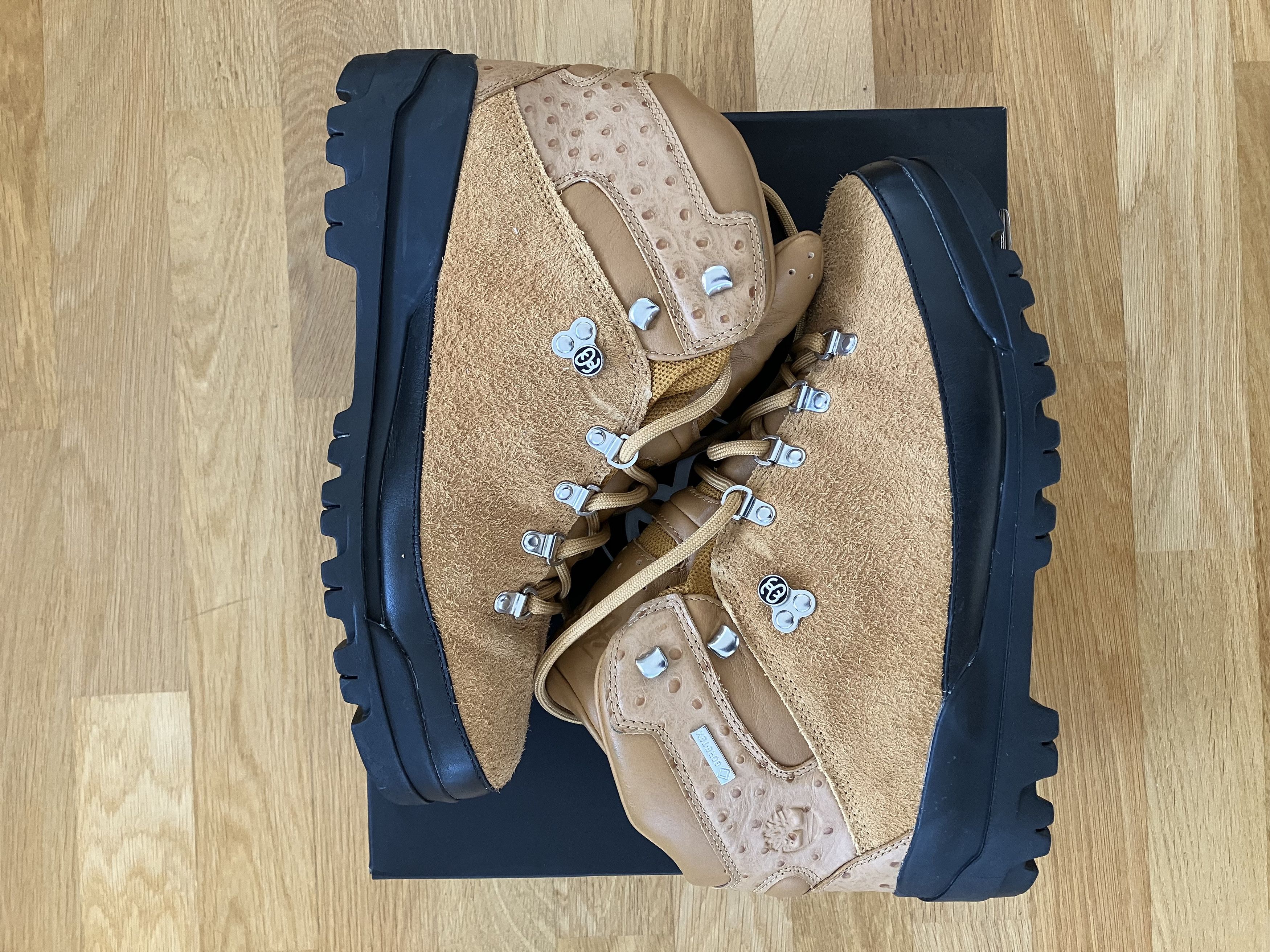 Stussy × Timberland Timberland x Stüssy World Hiker Boot Size US 11 / EU 44 - 8 Thumbnail