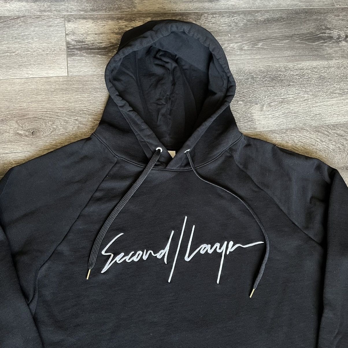 Designer × Second/Layer Second / Layer Script Embroidered Logo Pullover Hoodie Black Size US M / EU 48-50 / 2 - 2 Thumbnail