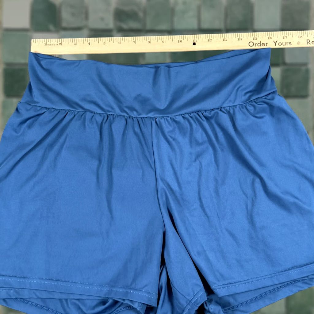 Vintage Rise by Lularoe Shorts Womens 1X High Rise Stretch Activewear Lounge Comfort Blue Solid 分析 Size 40" / US 18 - 1 Thumbnail