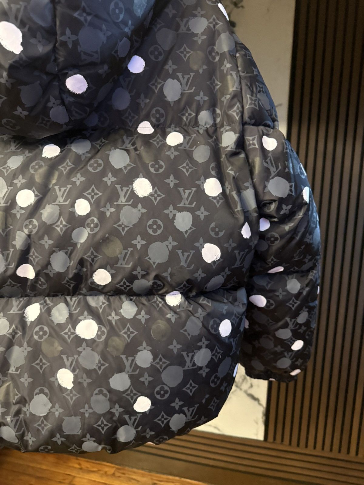Louis Vuitton × Yayoi Kusama Louis Vuitton X Yayoi Kusama Puffer Jacket Size 52 / Large Size US L / EU 52-54 / 3 - 20 Thumbnail