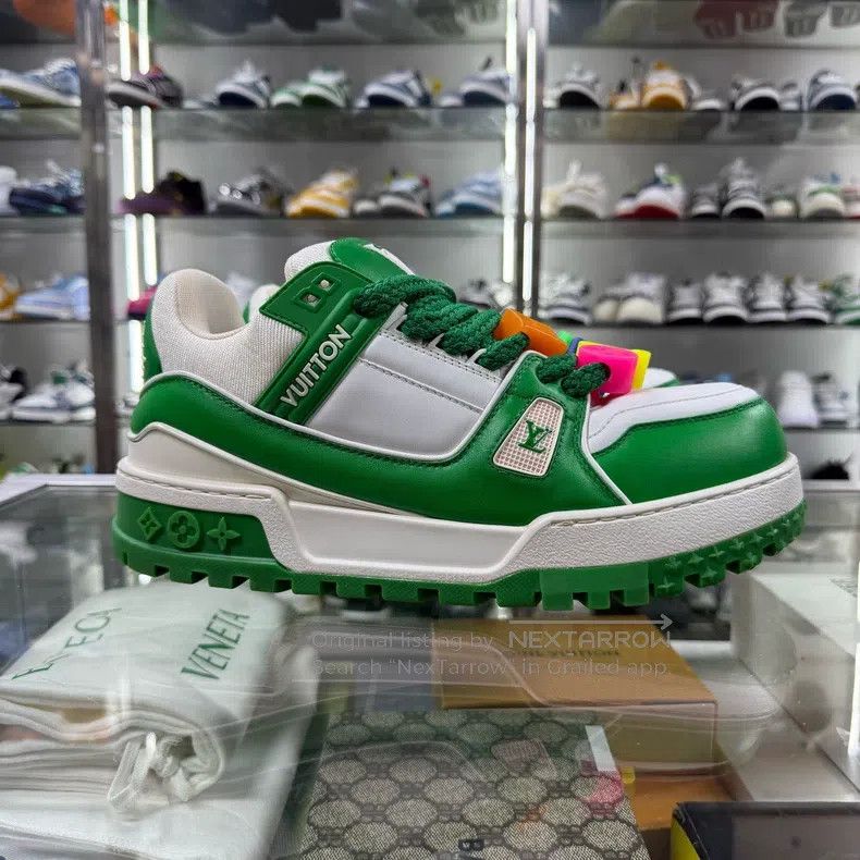 Louis Vuitton Louis Vuitton TRAINER Maxi China Limited No.171 White and Size US 8 / EU 41 - 2 Thumbnail